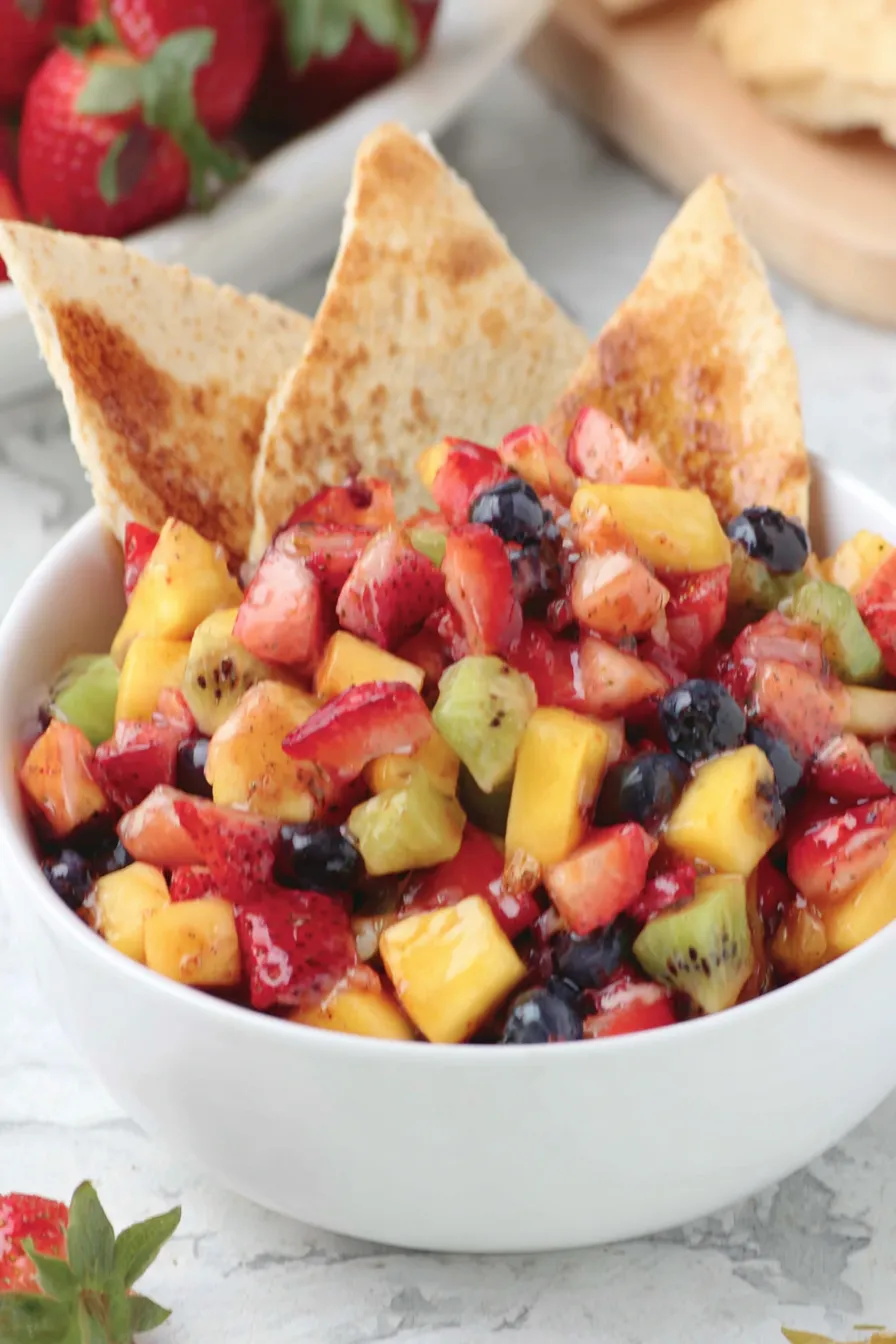 Cinnamon tortilla chips arranged on a tray