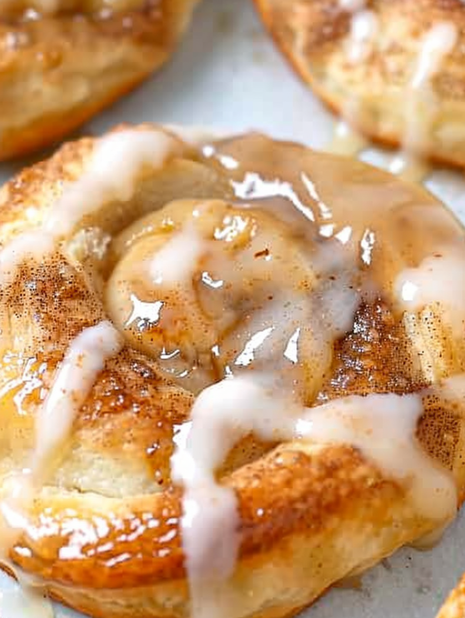 Easy Apple Danishes