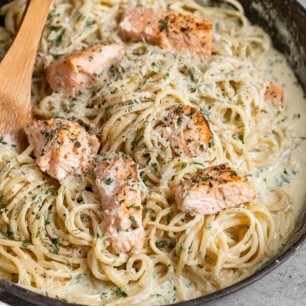 Lemon Dill Salmon Pasta