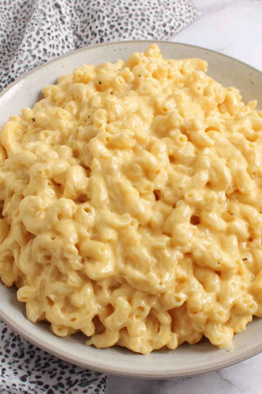 Creamy macaroni and cheese in a pot