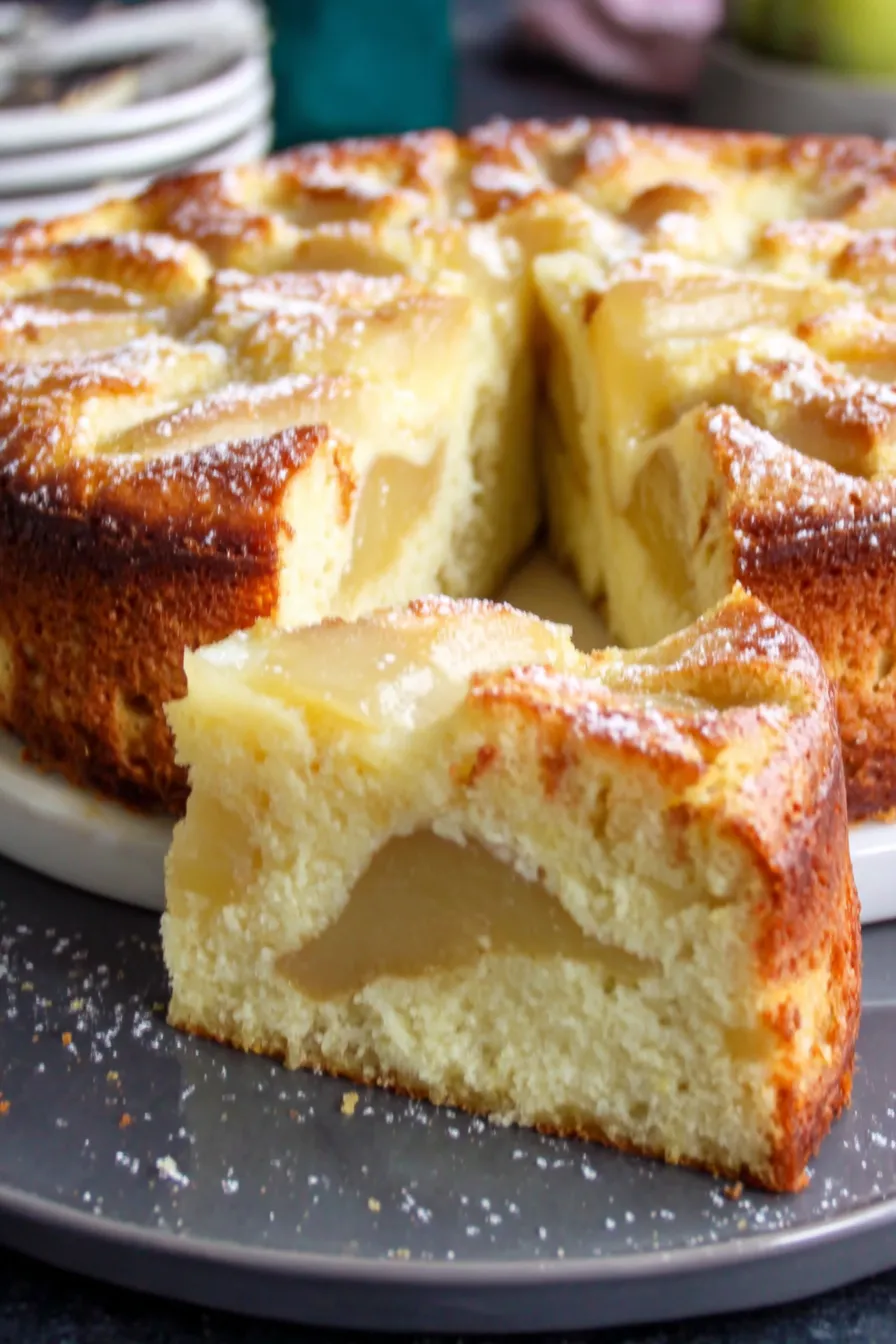 Loaf with pear pieces and mascarpone batter