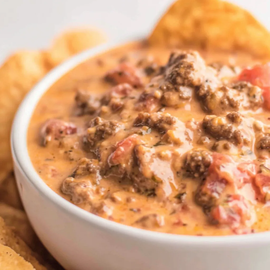 The Best Slow Cooker Queso Dip